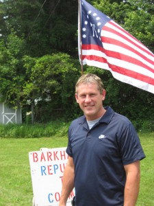 State Rep. Kevin Witkos attending the annual Barkhamsted RTC car show 2008