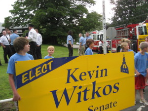 State Rep. Kevin Witkos campaign for State Senate district 8 seat at Hartland parade 2008